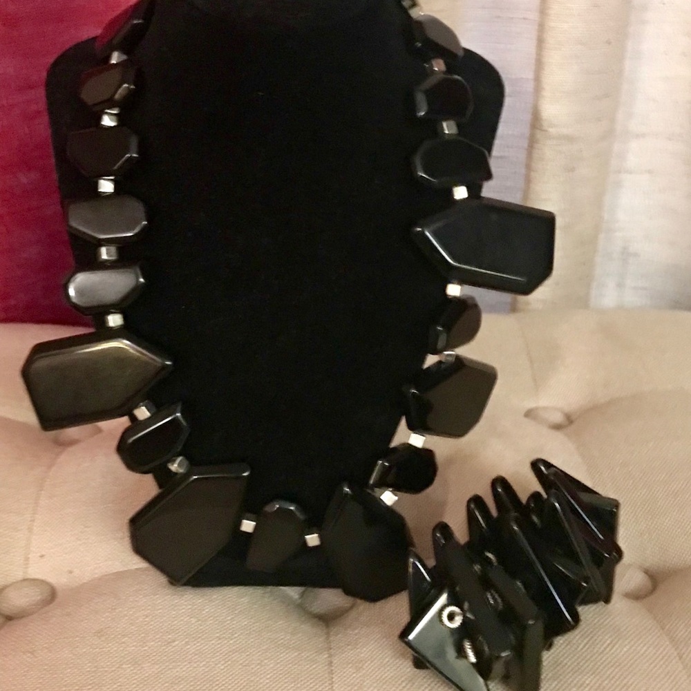 Statement Necklace And Bracelet Set - image 2